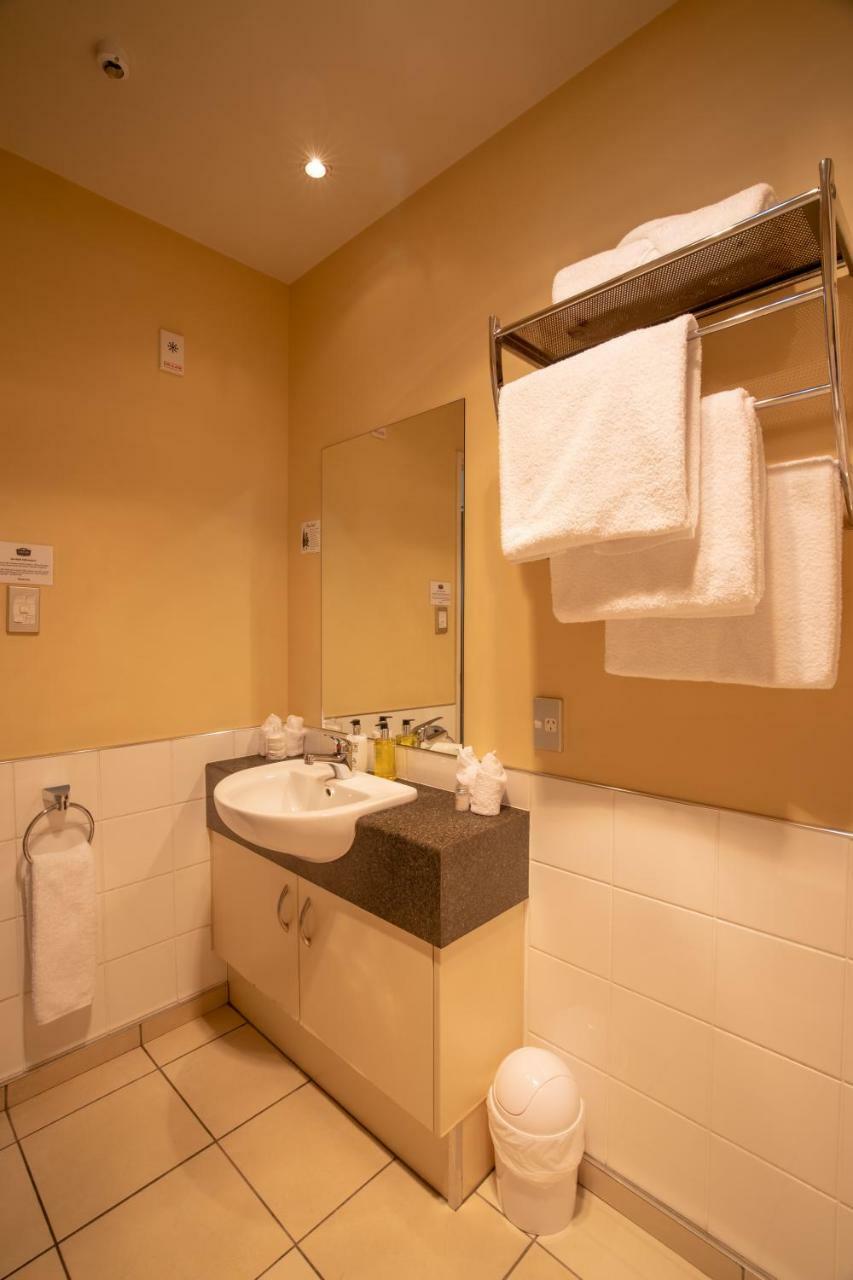 Abbella Lodge Motel Крайстчёрч Экстерьер фото